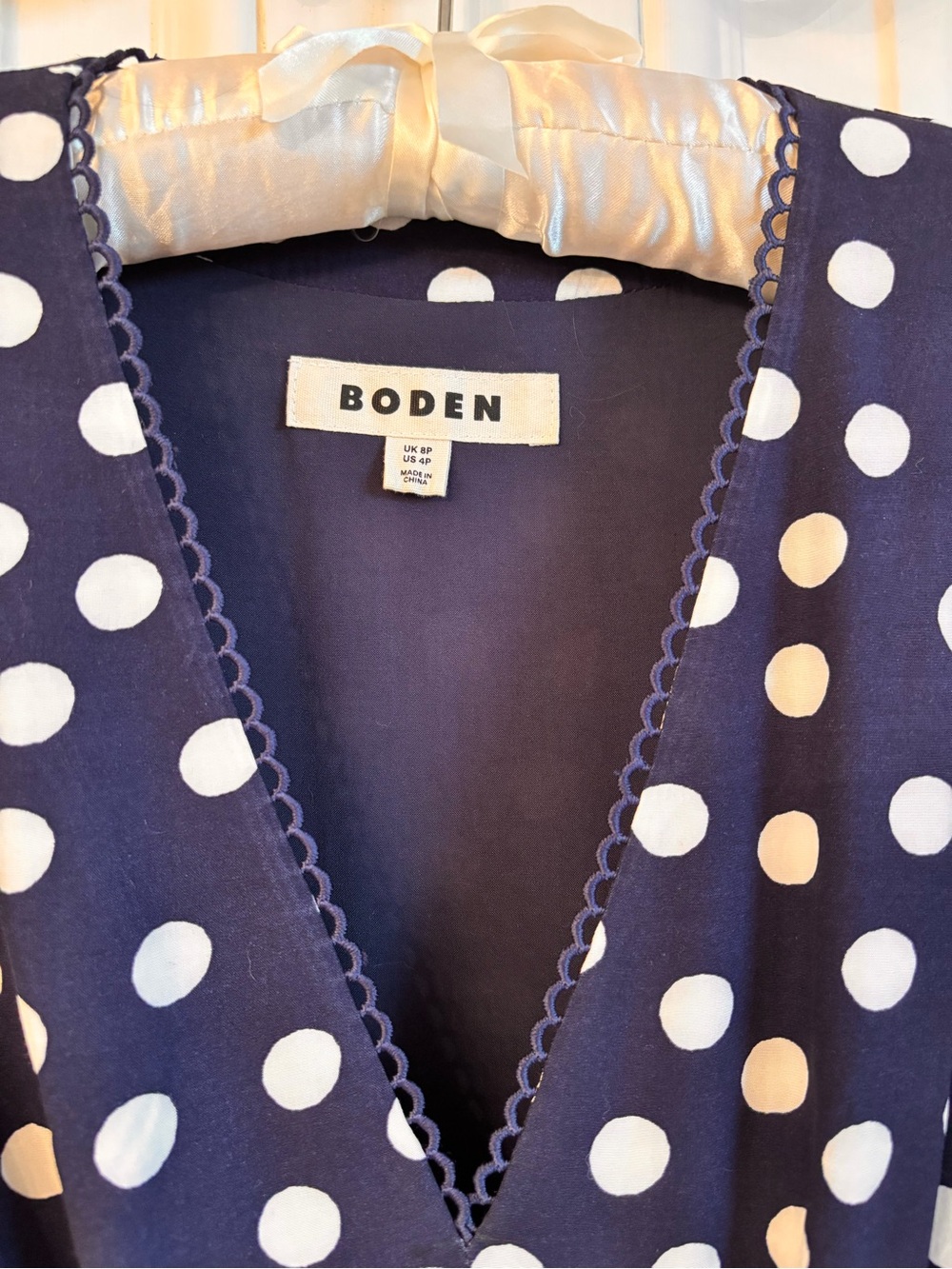 Boden Rosie Godet Tea Dress size 4 US
NWOT - Picture 2 of 12